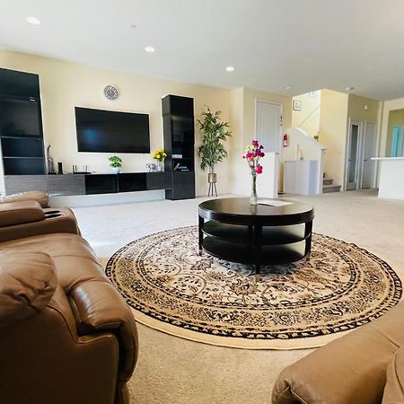Spacious And Modern Home Near Temecula Wineries Murrieta Esterno foto