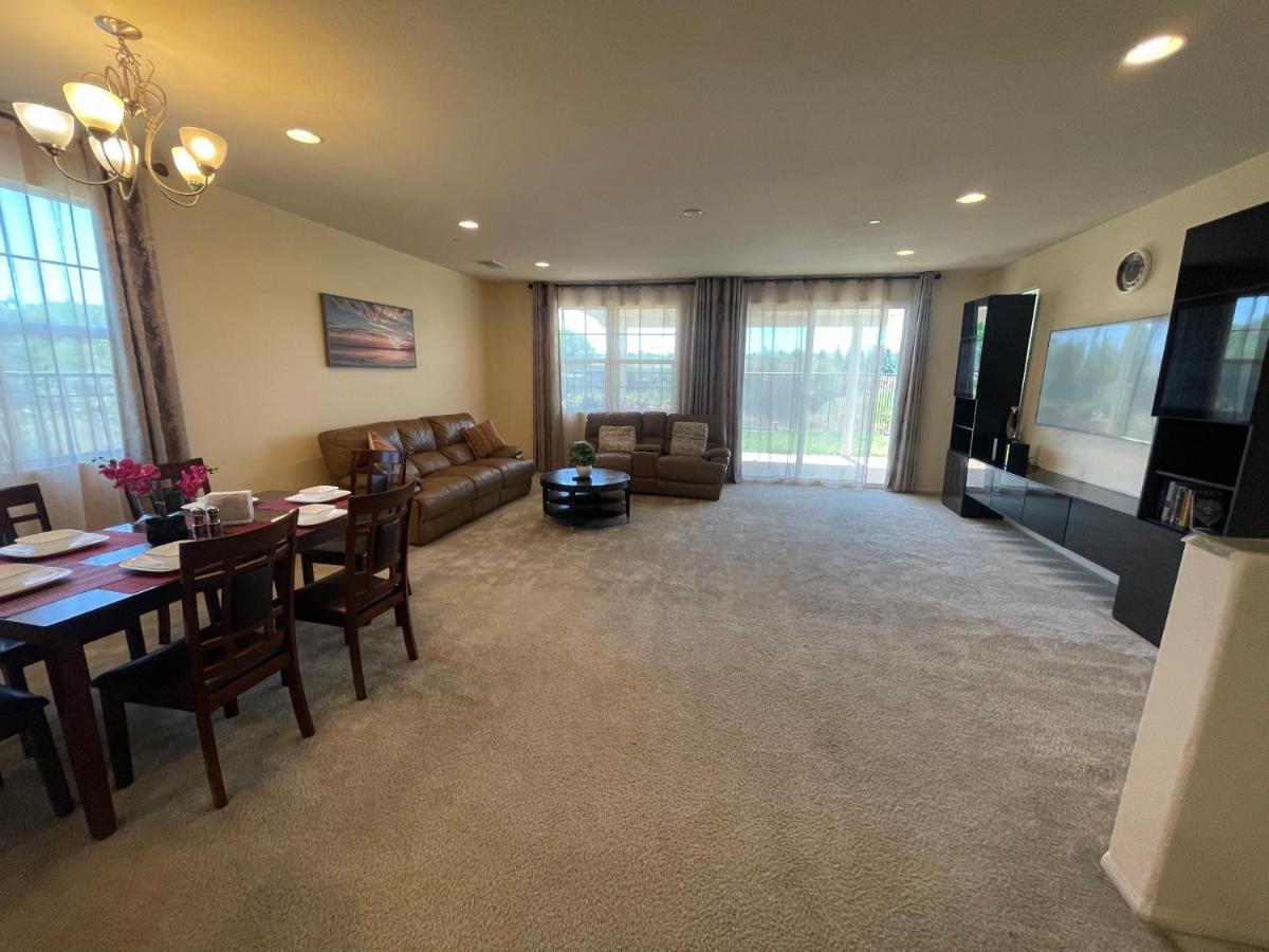 Spacious And Modern Home Near Temecula Wineries Murrieta Esterno foto